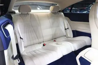 Mercedes-Benz E 200, 2.0, 135 kW, petrol, automatic, rear-wheel drive