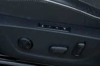 Škoda Enyaq, 76 kW, электричество, автомат, полный привод