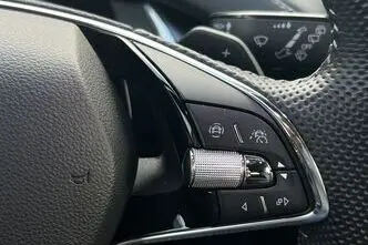 Škoda Enyaq, 76 kW, электричество, автомат, полный привод