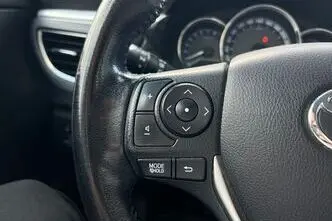 Toyota Corolla, 1.6, 97 kW, бензин, автомат, передний привод