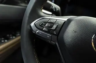 Volkswagen Amarok, 3.0, 176 kW, petrol, automatic