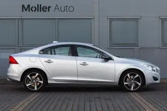 Volvo S60, 2.4, 151 kW, diesel, manual