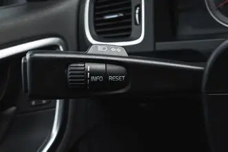 Volvo S60, 2.4, 151 kW, diesel, manual