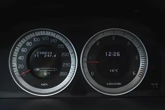 Volvo S60, 2.4, 151 kW, diesel, manual