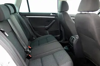 Volkswagen Golf, 1.2, 77 kW, bensiin, manuaal, esivedu