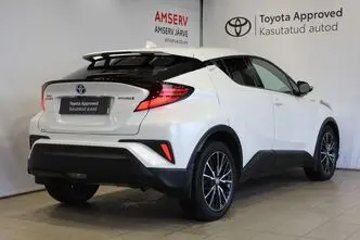 Toyota C-HR, 1.8, 72 kW, гибрид, автомат, передний привод