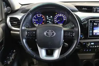 Toyota Hilux, 2.4, 110 kW, diisel, automaat, nelikvedu