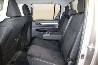 Toyota Hilux, 2.4, 110 kW, diisel, automaat, nelikvedu