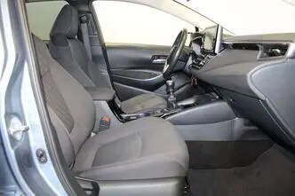 Toyota Corolla, 1.5, 92 kW, petrol, manual, front-wheel drive