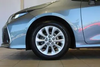 Toyota Corolla, 1.5, 92 kW, petrol, manual, front-wheel drive