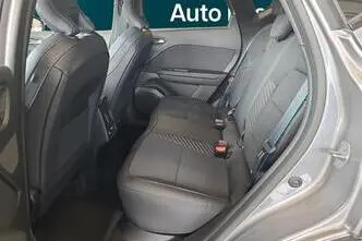 Renault Captur, 1.6, 105 kW, hybrid, automatic, front-wheel drive