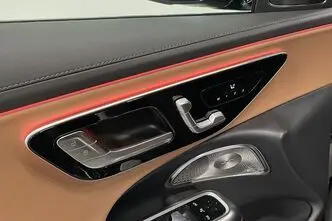 Mercedes-Benz E 220, 2.0, 145 kW, hybrid, automatic, four-wheel drive