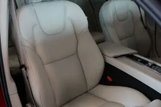 Volvo V60, 2.0, 145 kW, гибрид, автомат, передний привод