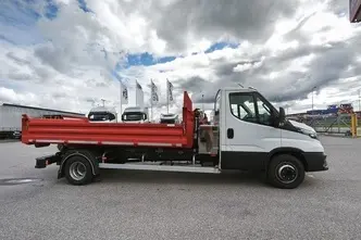 Iveco Daily, 3.0, 129 kW, дизель, механическая, задний привод