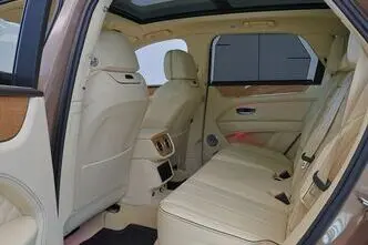 Bentley Bentayga, 3.0, 250 kW, bensiin, automaat, nelikvedu