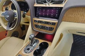 Bentley Bentayga, 3.0, 250 kW, bensiin, automaat, nelikvedu