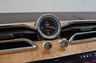 Bentley Bentayga, 3.0, 250 kW, bensiin, automaat, nelikvedu