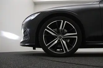 Volvo V60, 2.0, 120 kW, hybrid, automatic, front-wheel drive