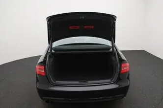 Audi A4, 1.8, 125 kW, bensiin, manuaal, esivedu