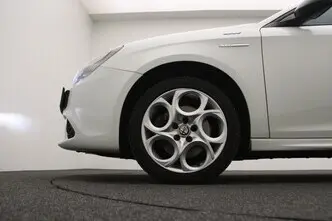 Alfa Romeo Giulietta, 1.4, 125 kW, bensiin, automaat, esivedu