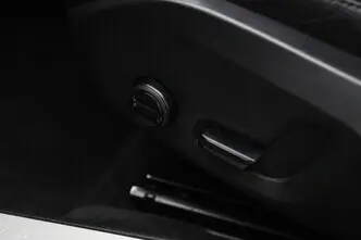 Volvo V60, 2.0, 120 kW, hybrid, automatic, front-wheel drive