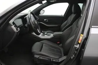 BMW 320, 2.0, 135 kW, petrol, automatic, rear-wheel drive