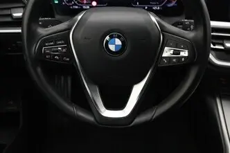 BMW 320, 2.0, 135 kW, petrol, automatic, rear-wheel drive