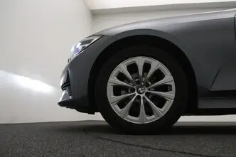 BMW 320, 2.0, 135 kW, petrol, automatic, rear-wheel drive