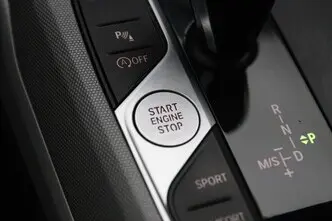 BMW 320, 2.0, 135 kW, petrol, automatic, rear-wheel drive
