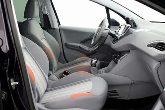 Peugeot 208, 1.2, 81 kW, petrol, manual, front-wheel drive