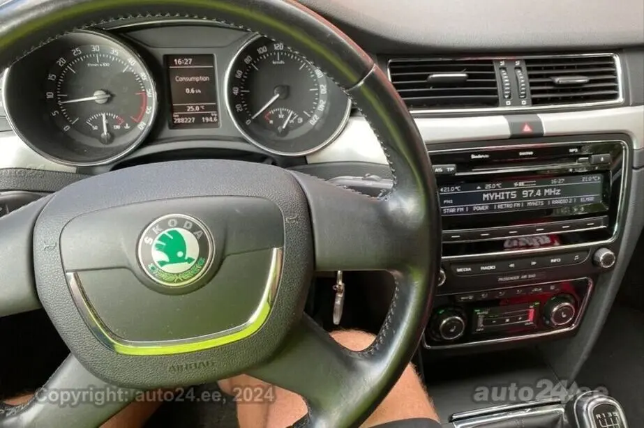 Škoda Superb, 2.0, 103 kW, diesel, manual, front-wheel drive