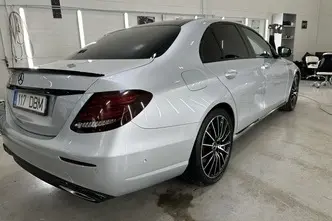 Mercedes-Benz E 400, 3.5, 245 kW, petrol, automatic, four-wheel drive
