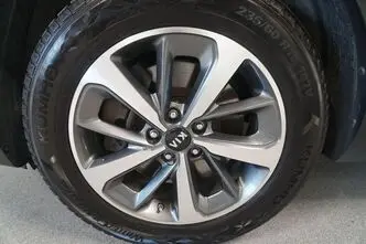 Kia Sorento, 2.2, 147 kW, дизель, автомат, полный привод