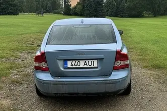 Volvo S40, 1.8, 92 kW, petrol, manual, front-wheel drive