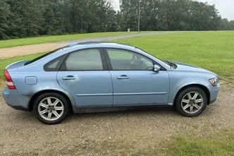 Volvo S40, 1.8, 92 kW, petrol, manual, front-wheel drive