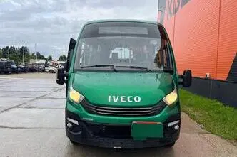 Iveco First 4x2, 132 kW, diesel, automatic