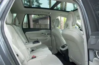 Volvo XC90, 2.0, 173 kW, дизель, автомат, полный привод