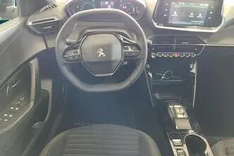 Peugeot 2008, elekter, automaat, esivedu