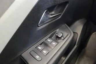 Opel Astra, 1.2, 96 kW, bensiin, automaat, esivedu