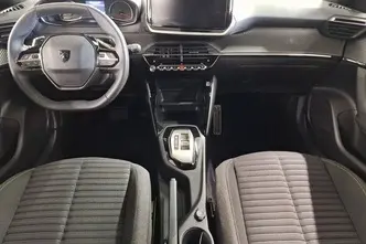 Peugeot 2008, 1.2, 96 kW, bensiin, automaat, esivedu