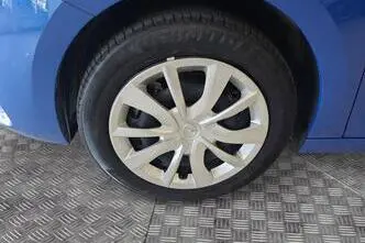 Opel Corsa, elekter, automaat, esivedu