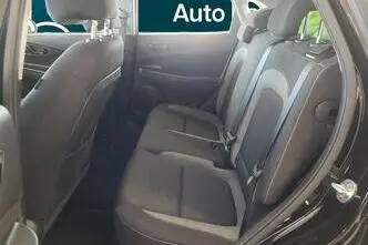 Hyundai Kona, 1.6, 77 kW, hybrid, automatic, front-wheel drive
