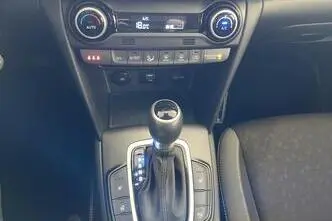 Hyundai Kona, 1.6, 77 kW, hybrid, automatic, front-wheel drive