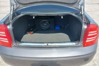 Škoda Superb, 2.0, 85 kW, bensiin, manuaal, esivedu