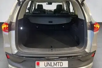 Maxus Euniq 6, 65 kW, electric, automatic, front-wheel drive