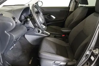 Toyota Yaris Cross, 1.5, 68 kW, hybrid, automatic, front-wheel drive