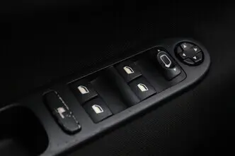 Peugeot 207, 1.6, 88 kW, petrol, manual, front-wheel drive