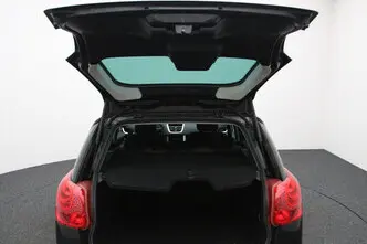 Peugeot 207, 1.6, 88 kW, petrol, manual, front-wheel drive