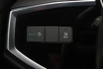 Audi Q3, 2.0, 110 kW, diisel, automaat, esivedu