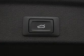 Audi Q3, 2.0, 110 kW, diisel, automaat, esivedu